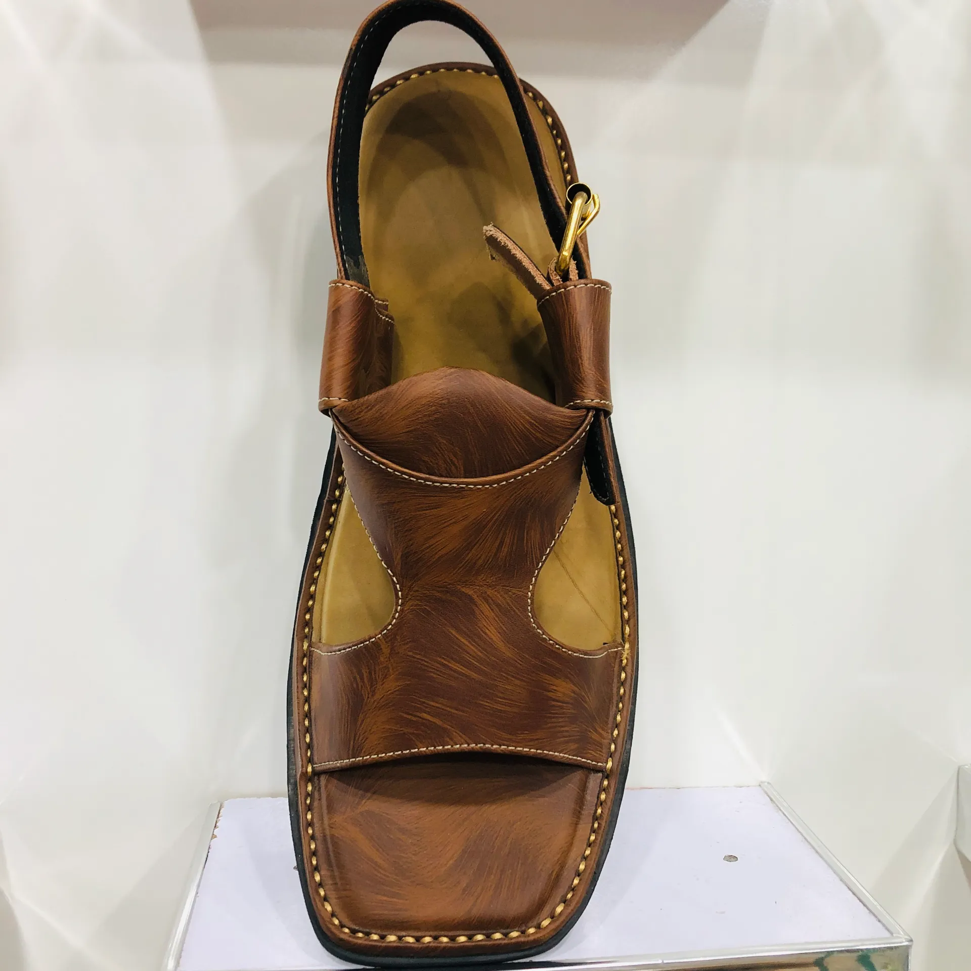 Panjedar Peshawari Chappal